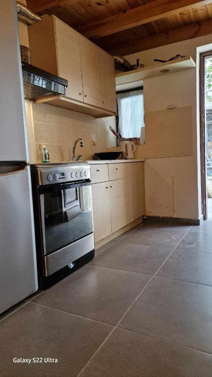 Traditional 3 Story Townhouse ,batta Hanem Holiday home *